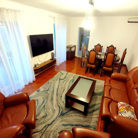 Holiday home Picturesque Porto Da Cruz